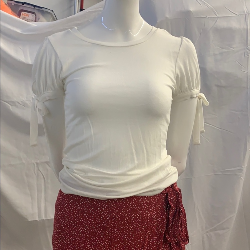 White stretchy shirt